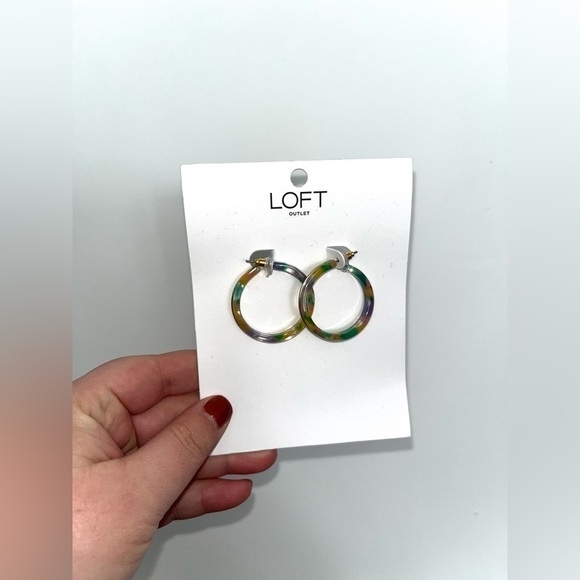 LOFT NWT Multicolor Resin Hoop Earrings - Picture 1 of 5